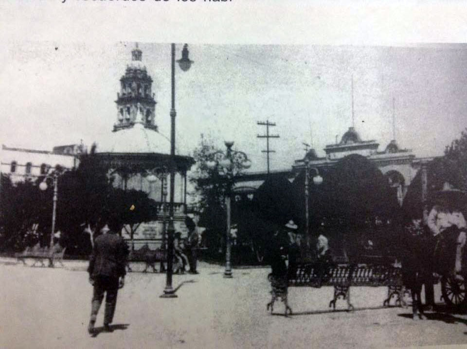 Kiosco en 1917