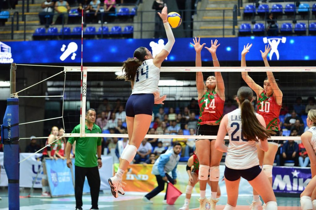 México participa en la Copa Panamericana de Voleibol Femenil en el Domo de la Feria